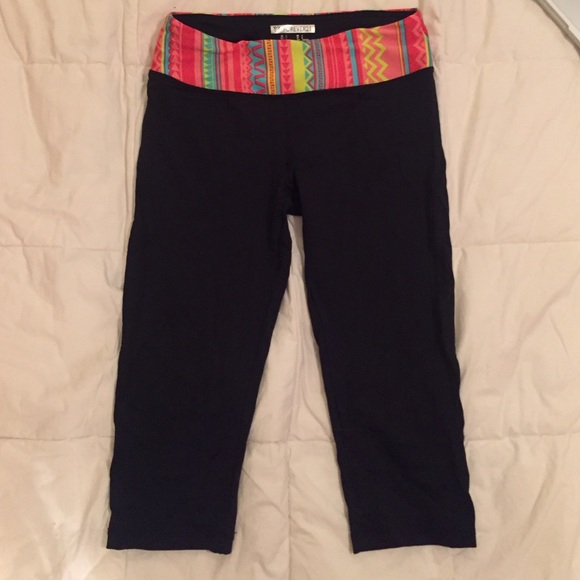 Black Capris Workout Pants W/ Rainbow Band