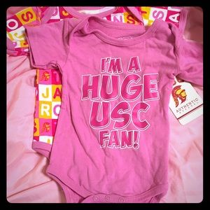 6 month USC onesies 2 pack