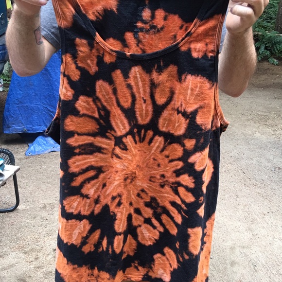 Tye dye
