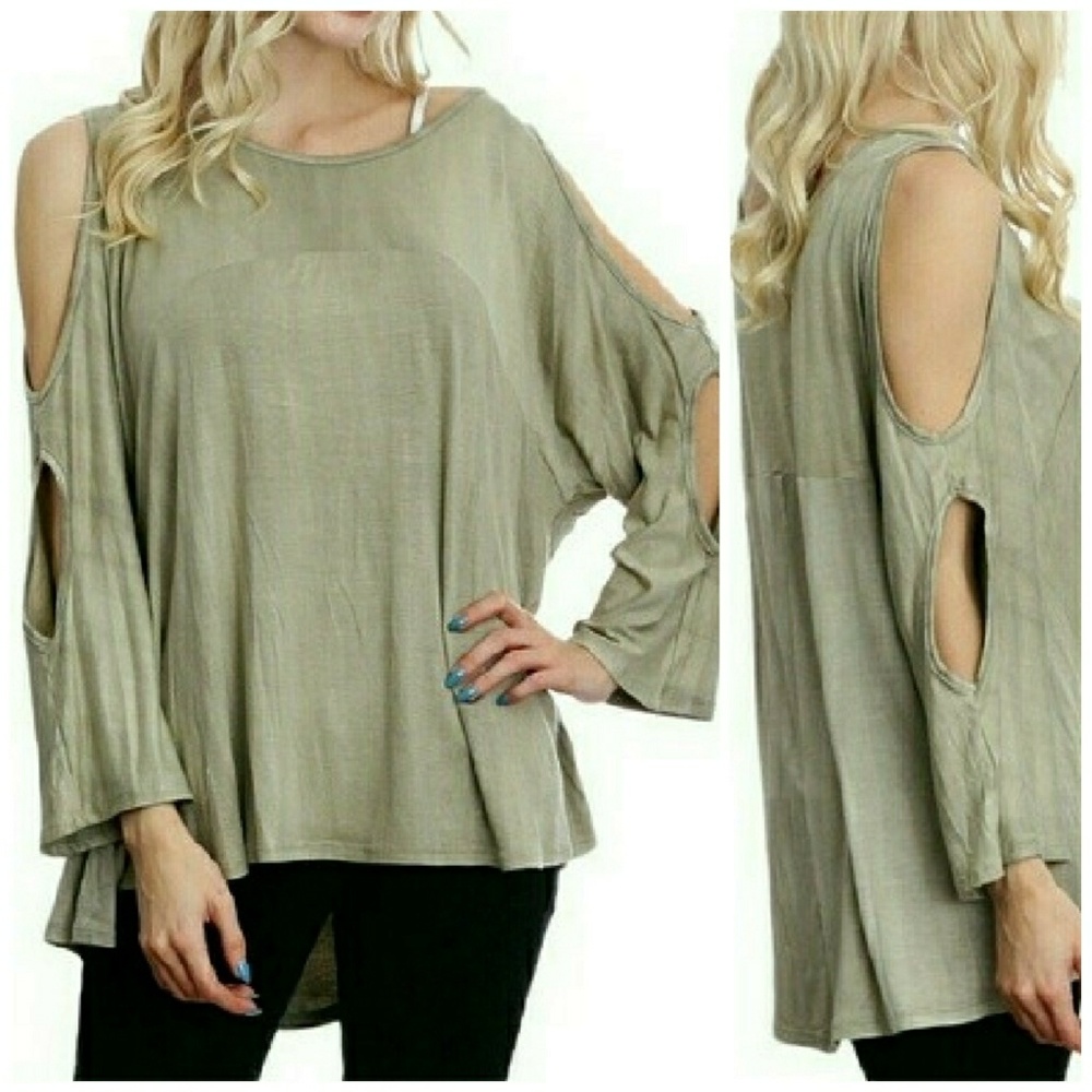 HP|⭐NEW! Chic Sage Suedette Cut Out Blouse