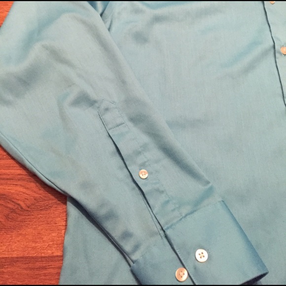 Geoffrey Beene Men's Button Down - Picture 3 of 3