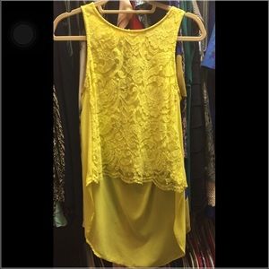 Yellow cute GB top!