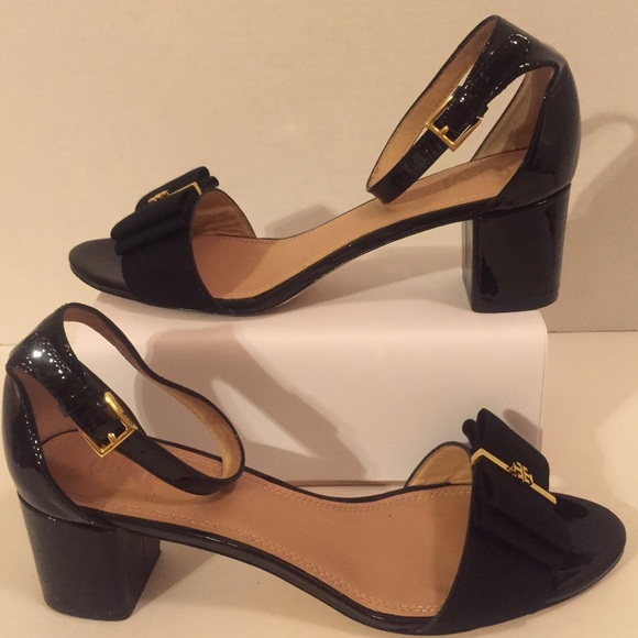 Tory Burch Shoes - 🌟SOLD🌟TORY BURCH TRUDY ANKLE STRAP BLACK SANDALS
