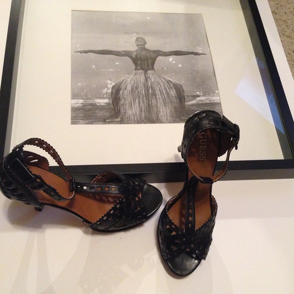 Guess Platform Sandals
