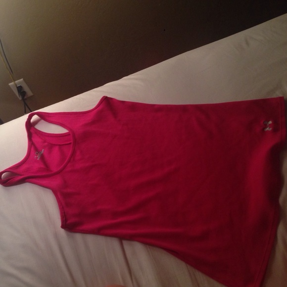 Medium hot pink under armour tank top