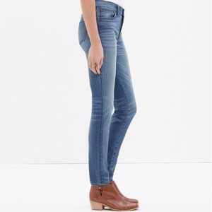 Madewell 9" High Riser Skinny in Thom Wash