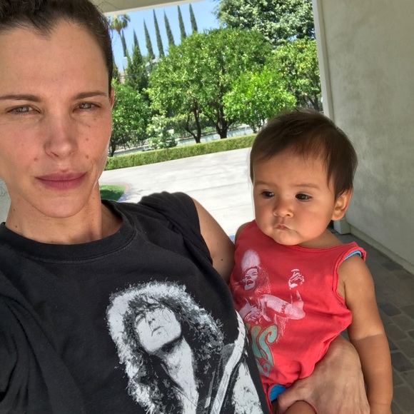 Meet your Posher, Meredith - Picture 4 of 4