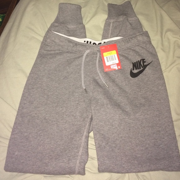Nike Rally Sweat Pants