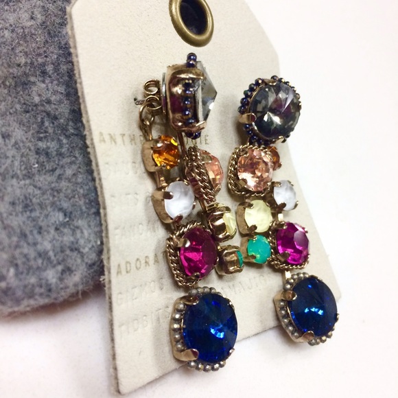 🚫SOLD🚫 Jeweled Front Back  Ear Jackets Earrings - Picture 3 of 7