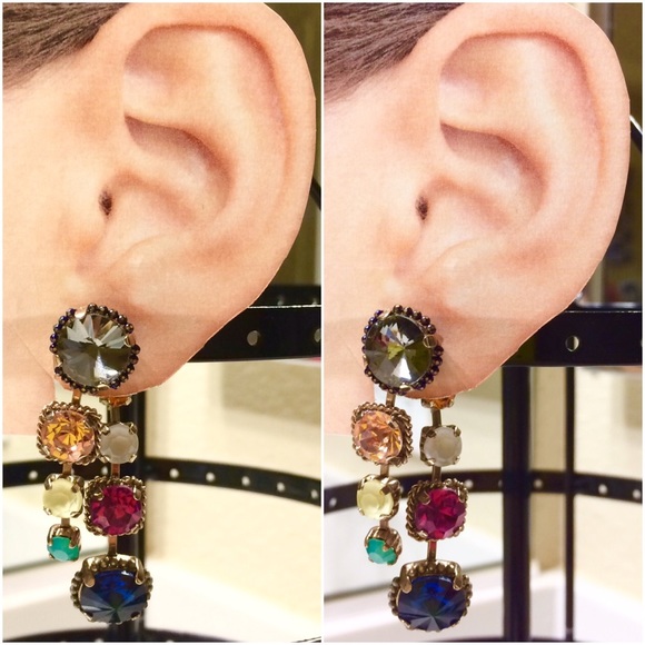 🚫SOLD🚫 Jeweled Front Back  Ear Jackets Earrings - Picture 6 of 7