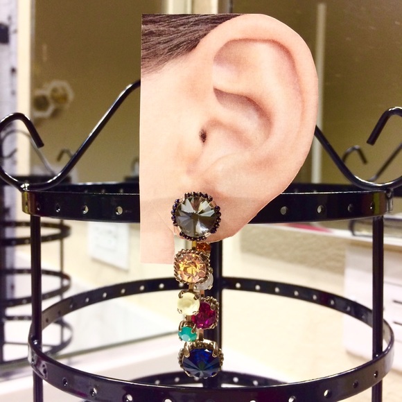 🚫SOLD🚫 Jeweled Front Back  Ear Jackets Earrings - Picture 7 of 7