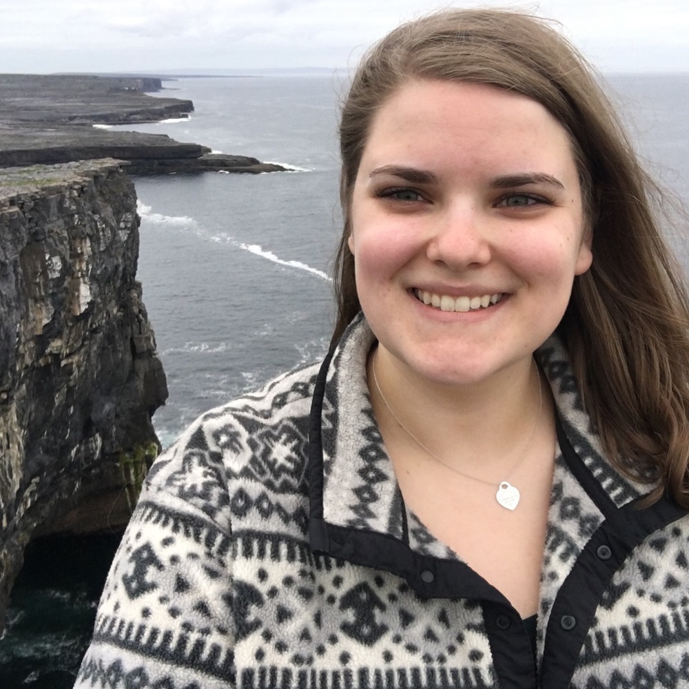 Meet your posher, Sophia! 💚
