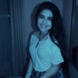 Meet your Posher, Mercedes