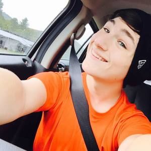 Meet your Posher, Hunter