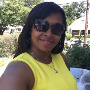 Meet your Posher, Sharon