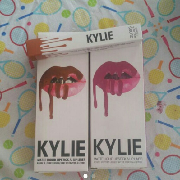 Kylie matte lip gloss pink