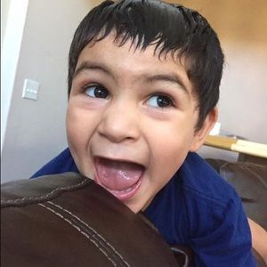 Meet your Posher, Kenia