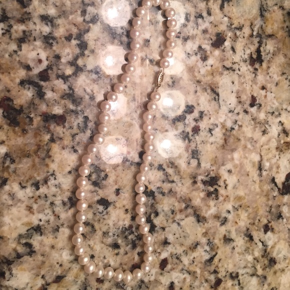 Freshwater pearl necklace