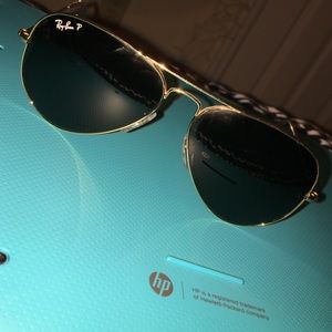 Ray•ban sunglasses