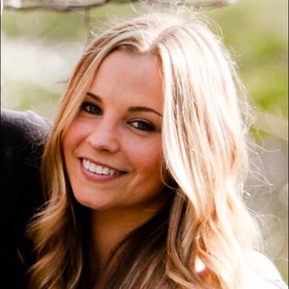 Meet your Posher, Melanie