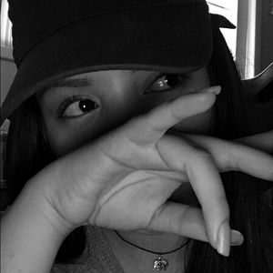 Meet your Posher, Vanessa