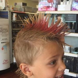 Meet your Posher, Matthews