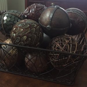 Meet your Posher, Thais