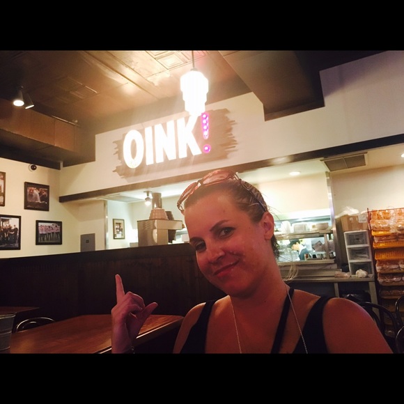 Meet your Posher, Katie - Picture 1 of 1