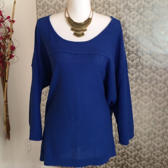 a.n.a Tops - New Navy Blue long sleeved top is new