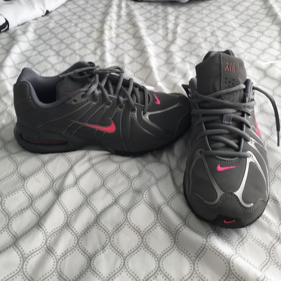 Nike Air Max pink and dark grey
