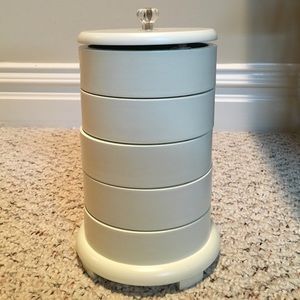 PB Teen Jewelry Organizer