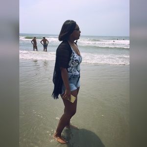 Meet your Posher, Ebony