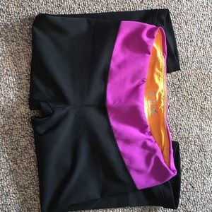 Black Capri workout leggings