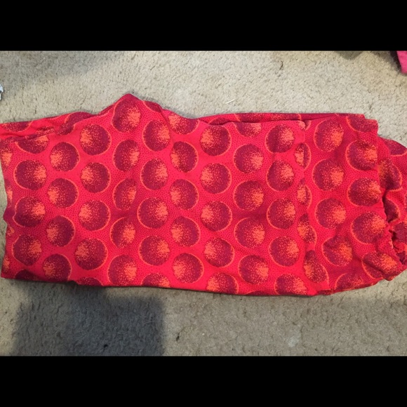 LuLaRoe T&C leggings never worn