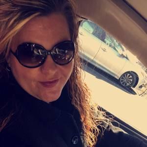 Meet your Posher, Monica