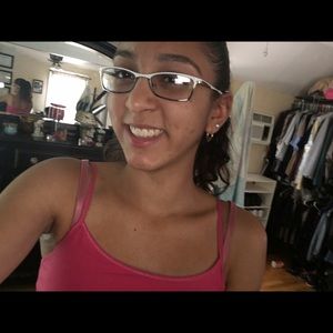 Meet your Posher, Madeline