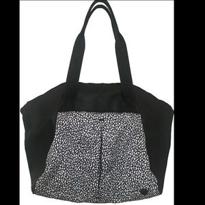 Lululemon gym bag