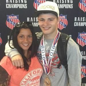 Meet your Posher, Tia