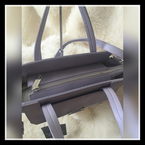 Danielle Nicole Alessia Crossbody NWT - Picture 4 of 4
