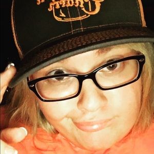 Meet your Posher, Ashlin