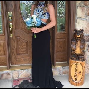 Sherri Hill prom/ snowball gown