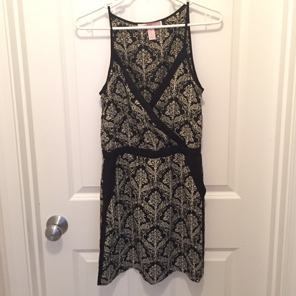 Like New Forever 21 Paisley Dress