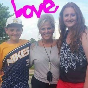 Meet your Posher, Angela