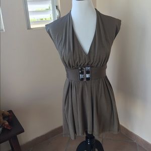 Tunic top with elastic belt