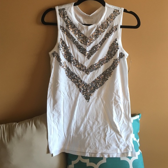 Express Top - Picture 1 of 3