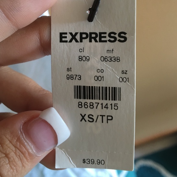 Express Top - Picture 2 of 3
