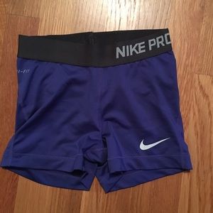 Nike pro 3"