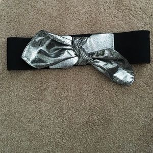 Metallic silver belt