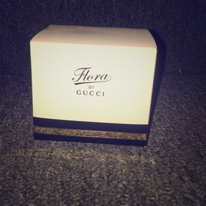 Flora by gucci perfume