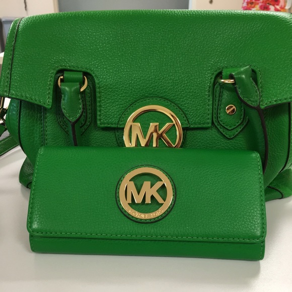 Authentic Micheal Kors Satchel